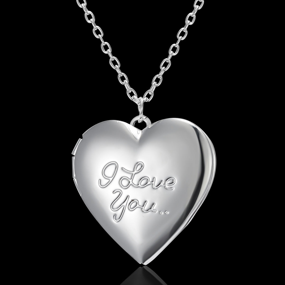 Carved Design Love Necklace Personalized Heart-shaped Photo Frame Pendant Necklace For Women Family Jewelry For Valentine&#39;s Day